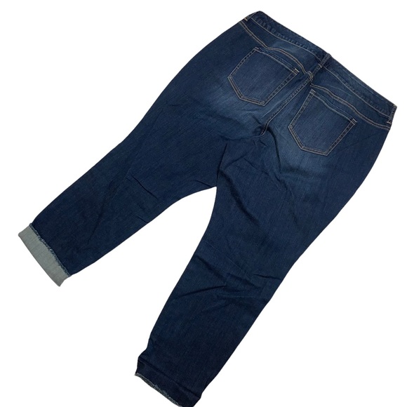 Torrid Denim Jeans Hi-Rise Dark Blue Wash 5 Pocket Stretch Raw Hem - Picture 3 of 12